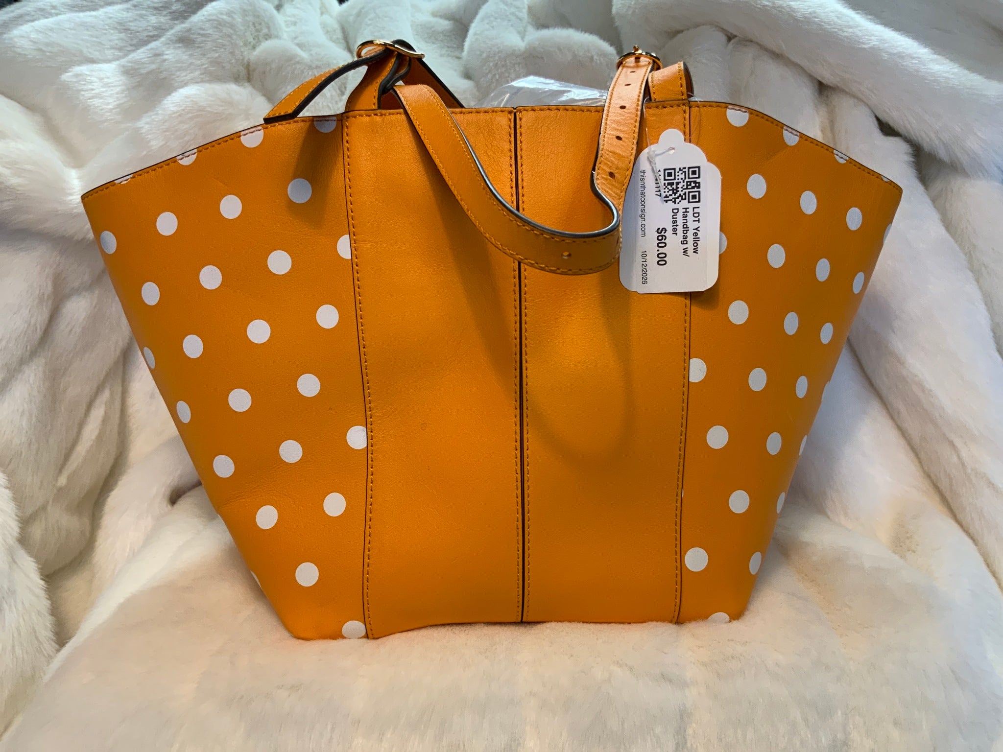 LDT Yellow Handbag w/ Duster